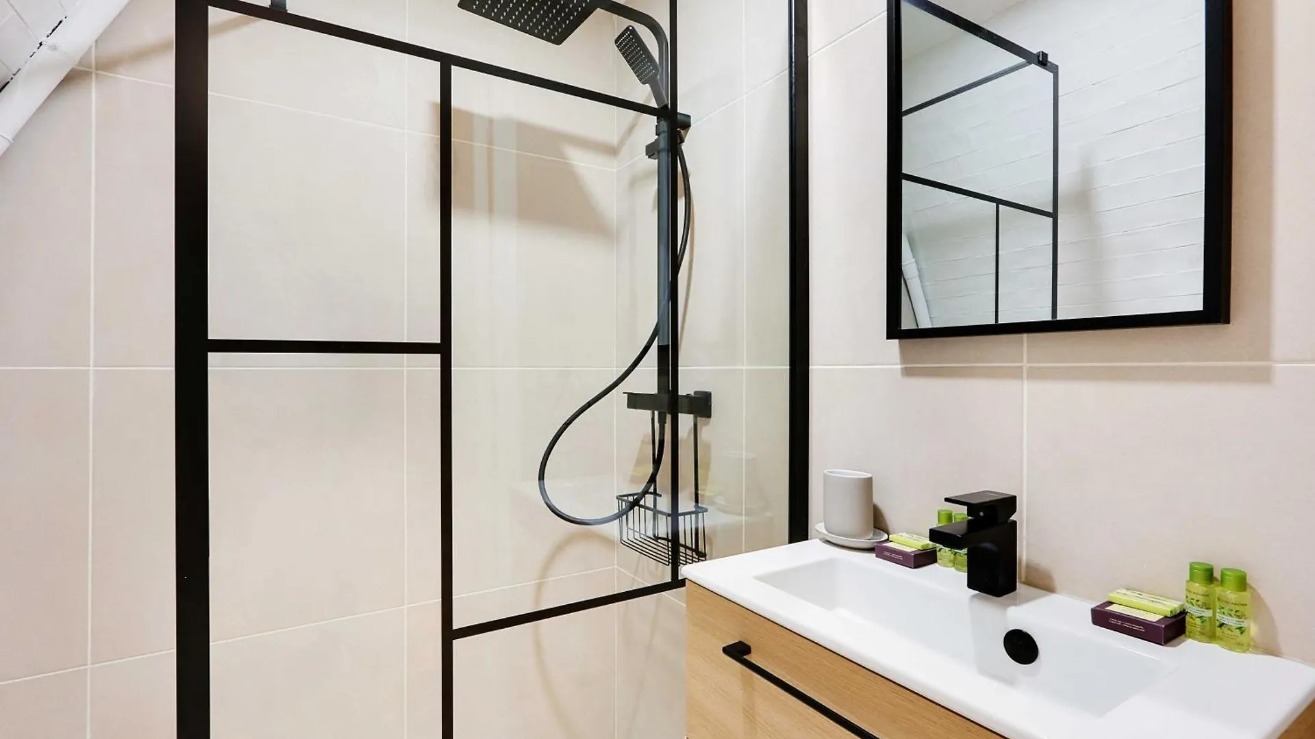 Apartamento Cosy - 1br-6p - Batignolles Paris